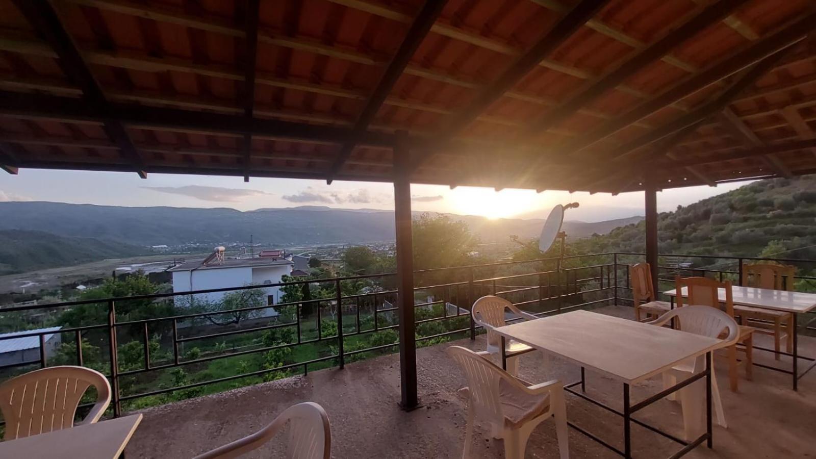 Guest House Xhaferaj Μπεράτ Εξωτερικό φωτογραφία